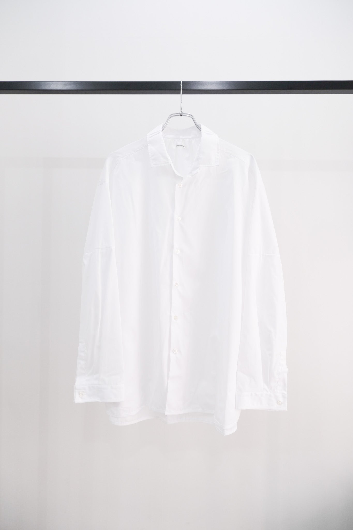 Tuck Collar Shirts