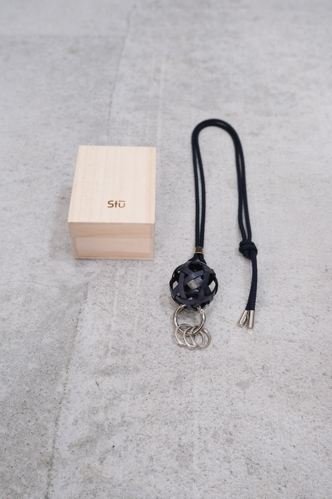 take necklace 23AW