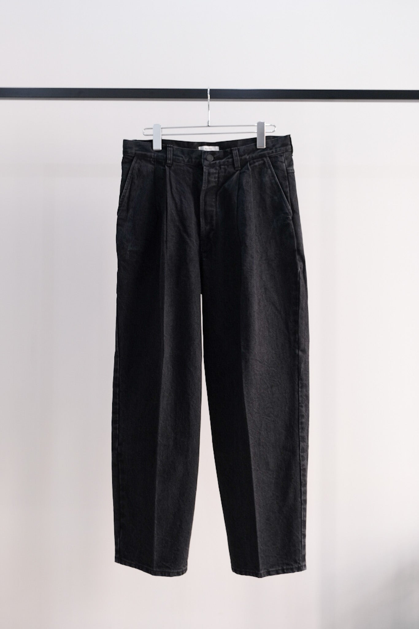 2PLEAT DENIM SLACKS