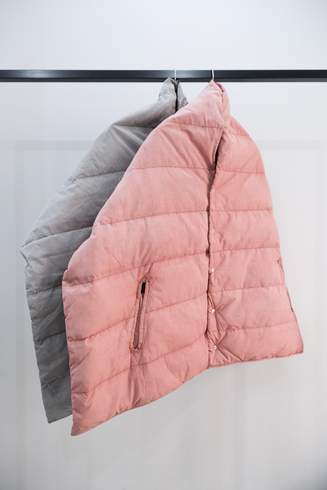 PUDDED STOLE VEST