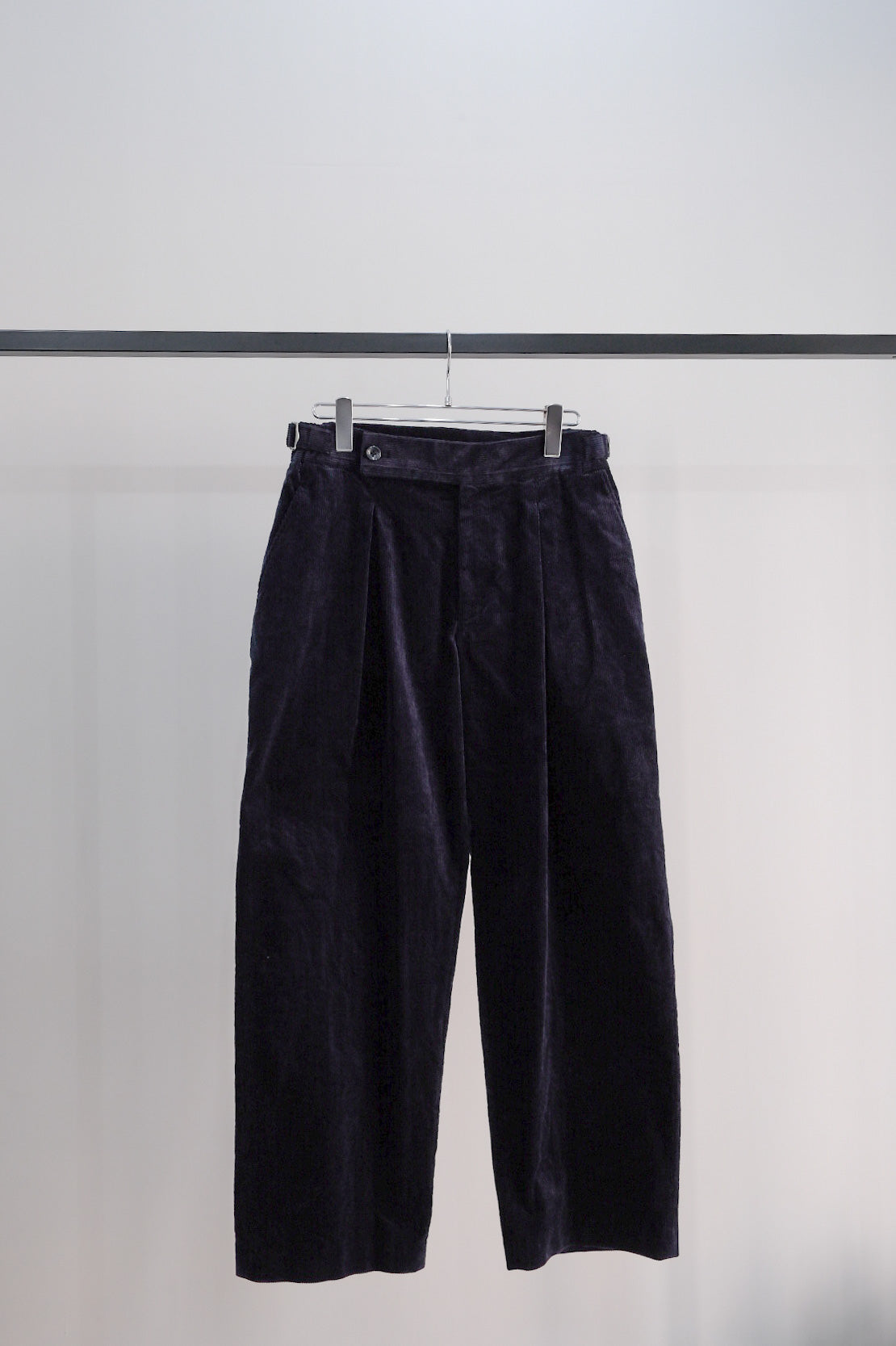 【40% off】2-Tack Corduroy Trousers