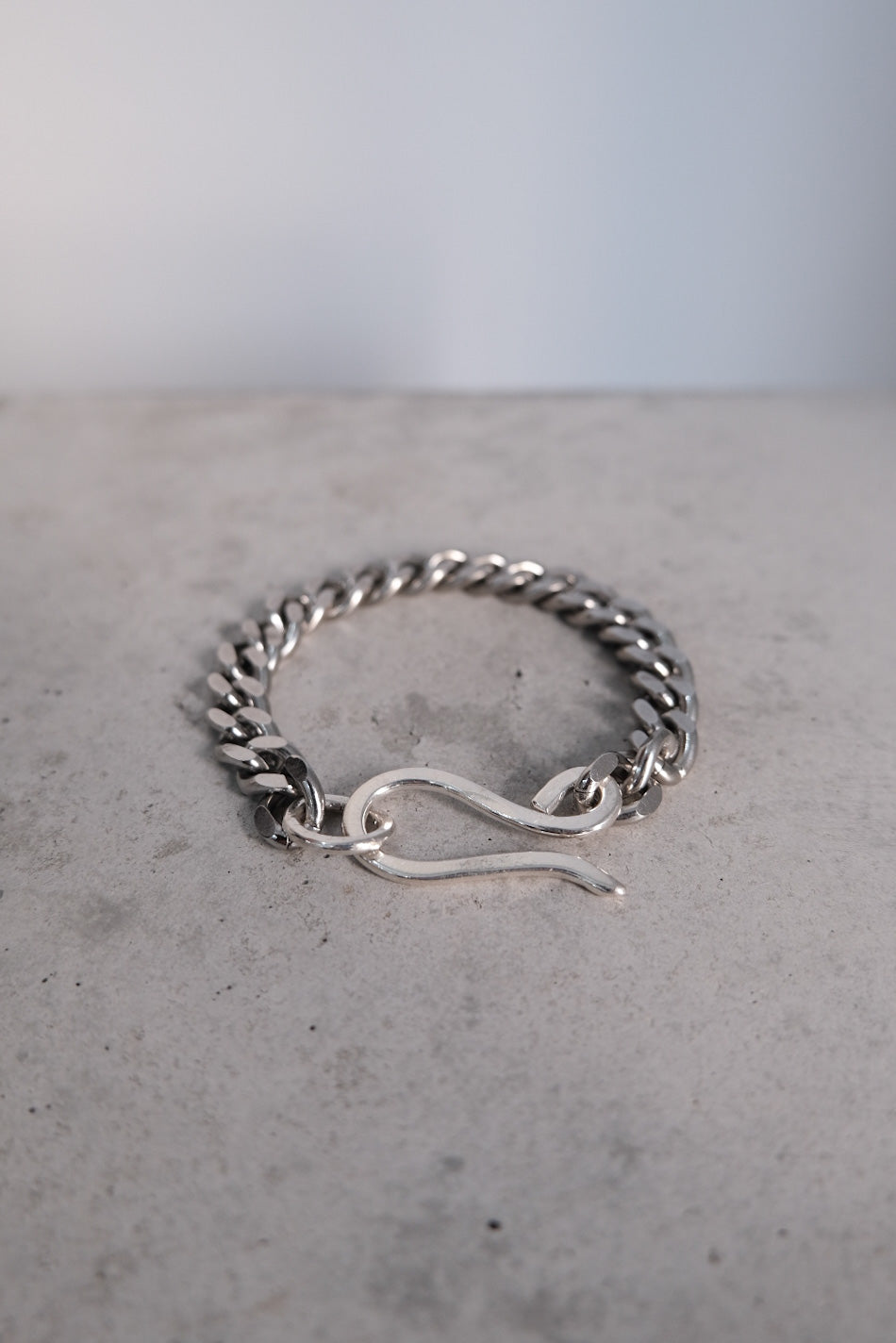 Hook Curb Bracelet