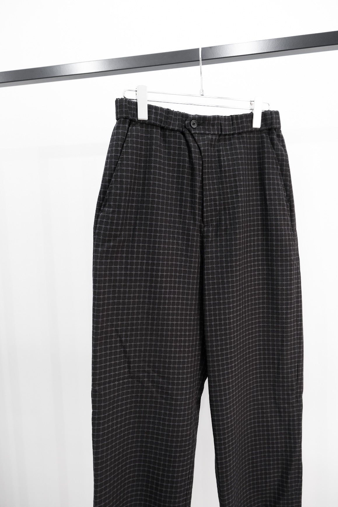 【40% off】DOBBY CHECKS EASY SLACKS