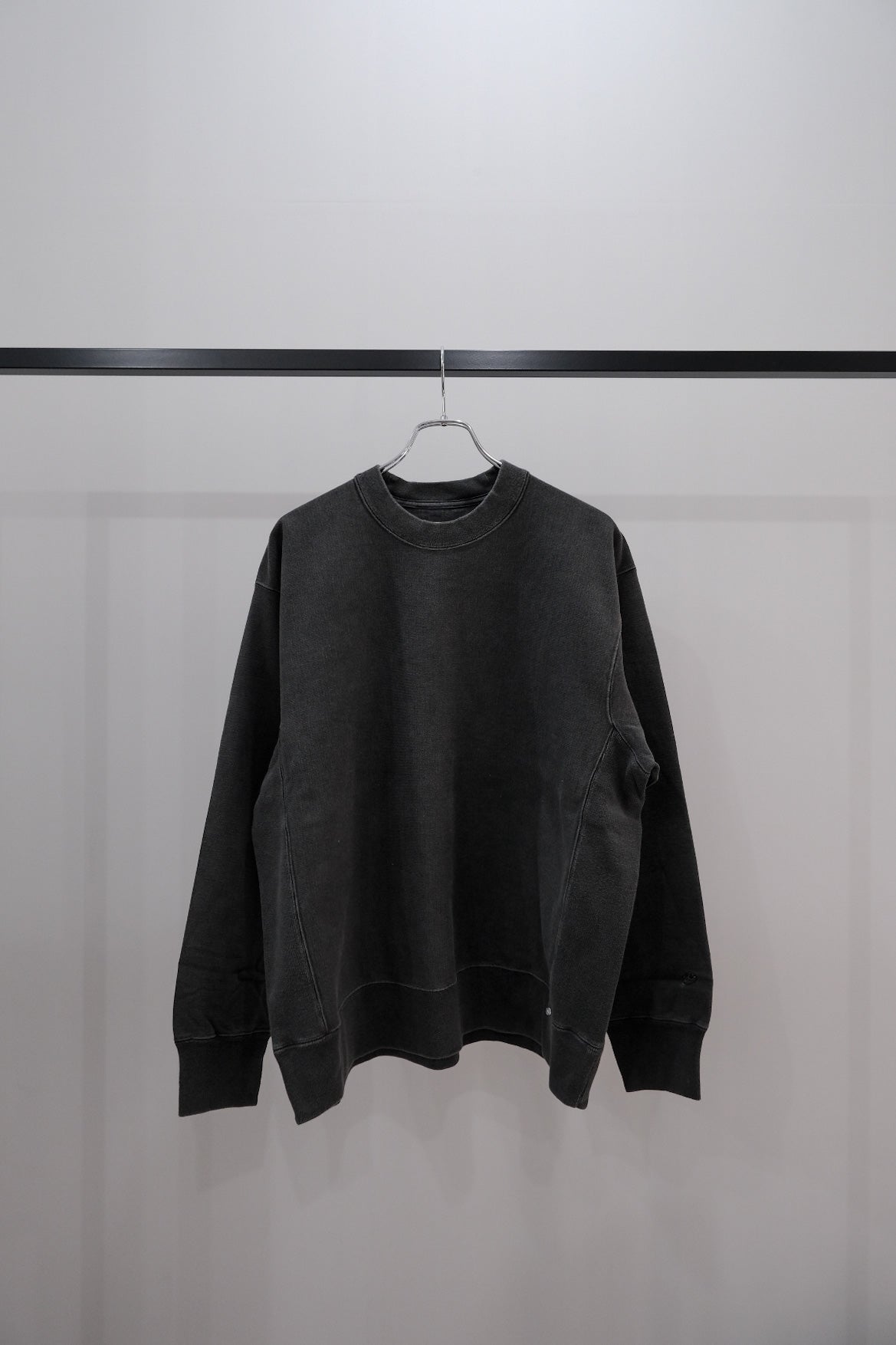 【30% off】SWEAT CREWNECK P/O