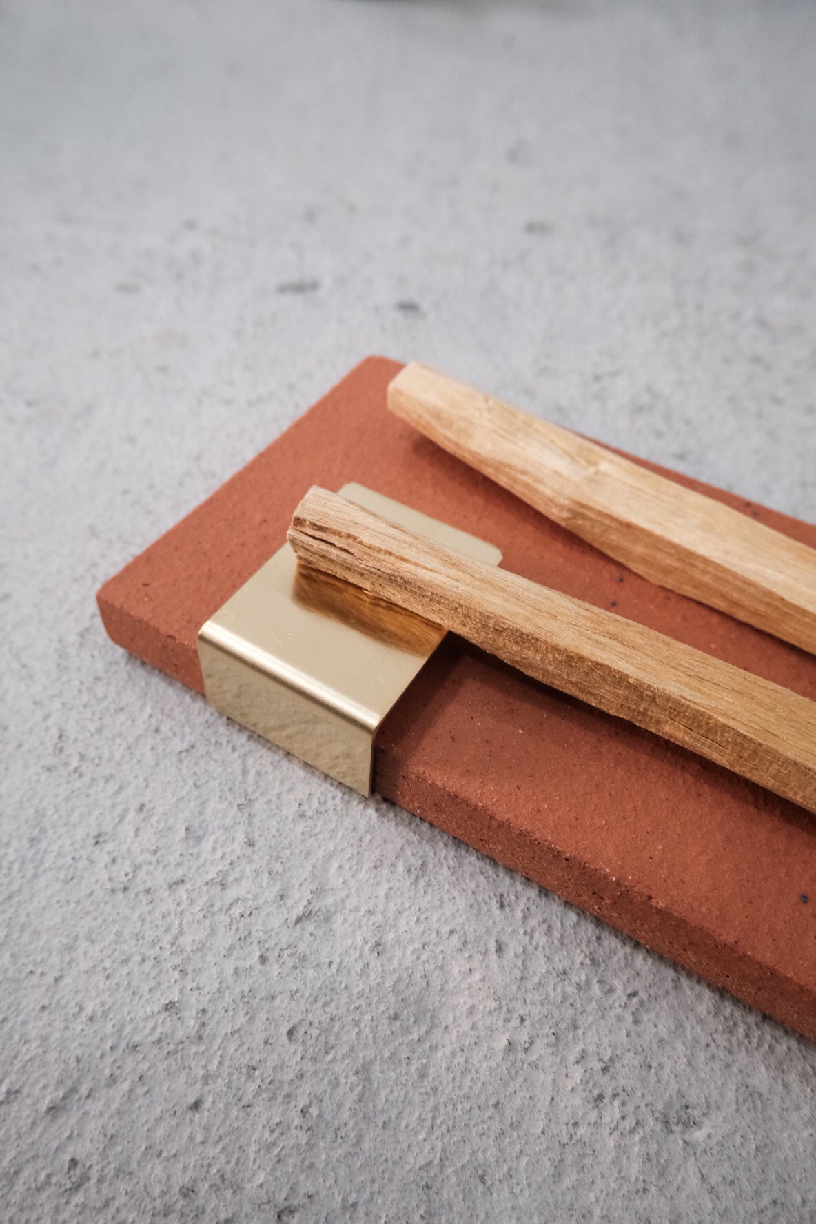 PALO SANTO VOLUME BOX