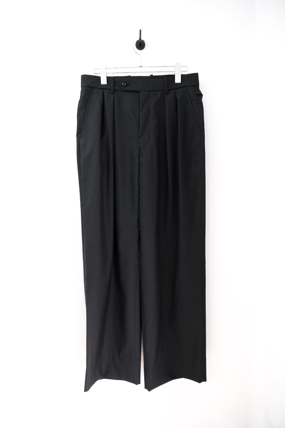 SUPER FINE WOOL TROPICAL TUCKED TROUSERS