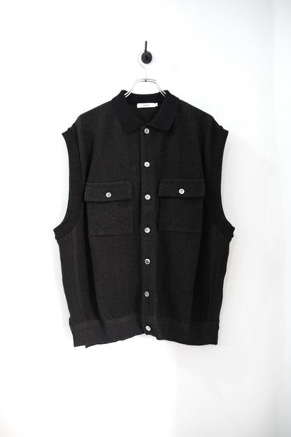 Haoto Collar Vest