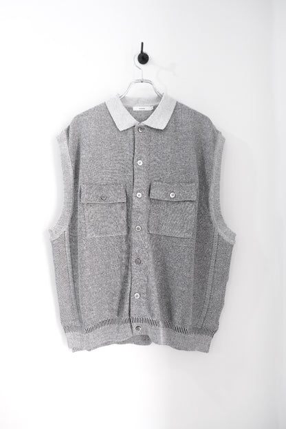 Haoto Collar Vest