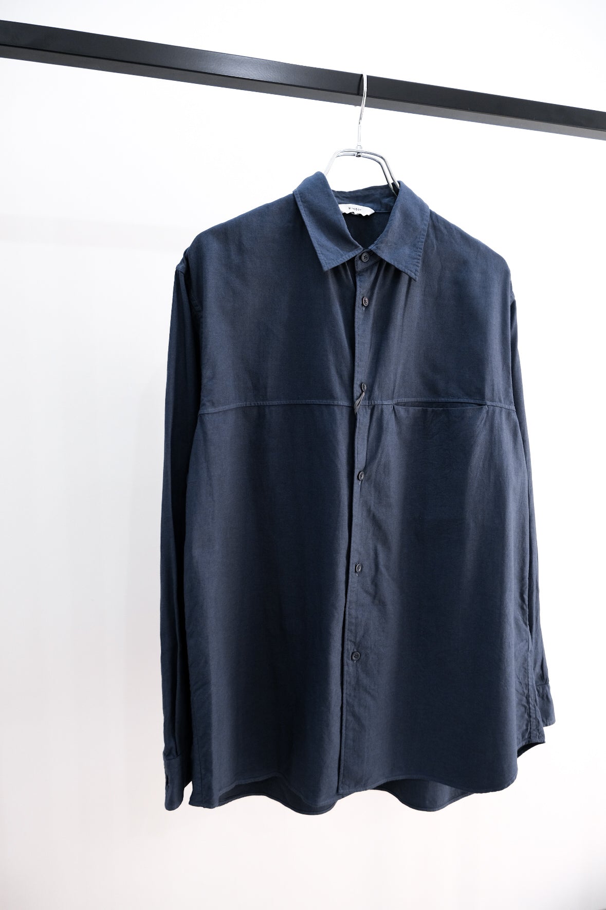 LONG SLEEVE SEAM SHIRT