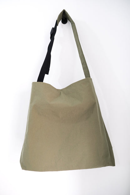 ADJUSTABLE 3D TOTE BAG