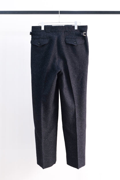 MELANGE CHAIN TWILL TUCKED TROUSERS