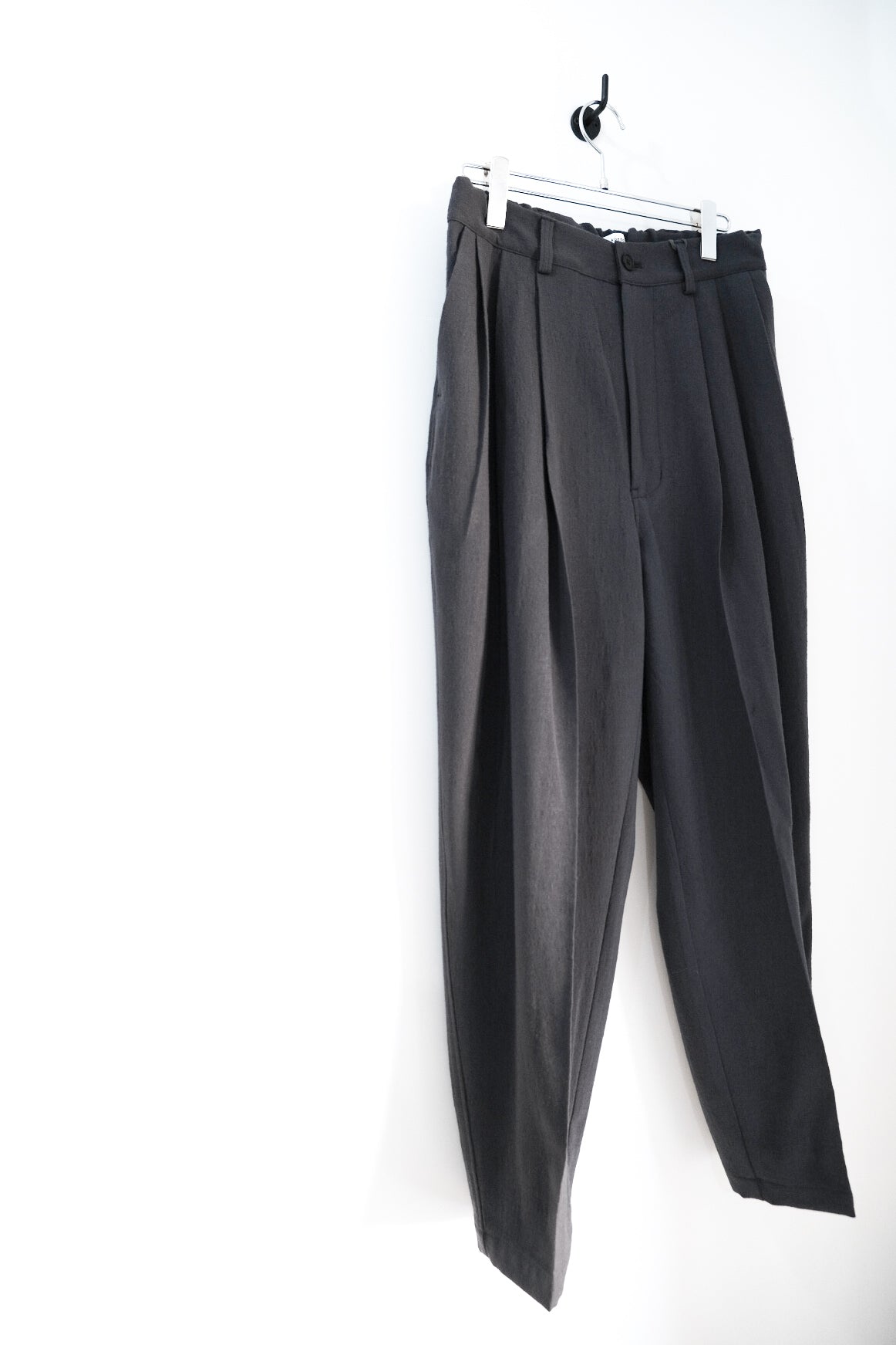 3 PLEAT WOOL PANTS