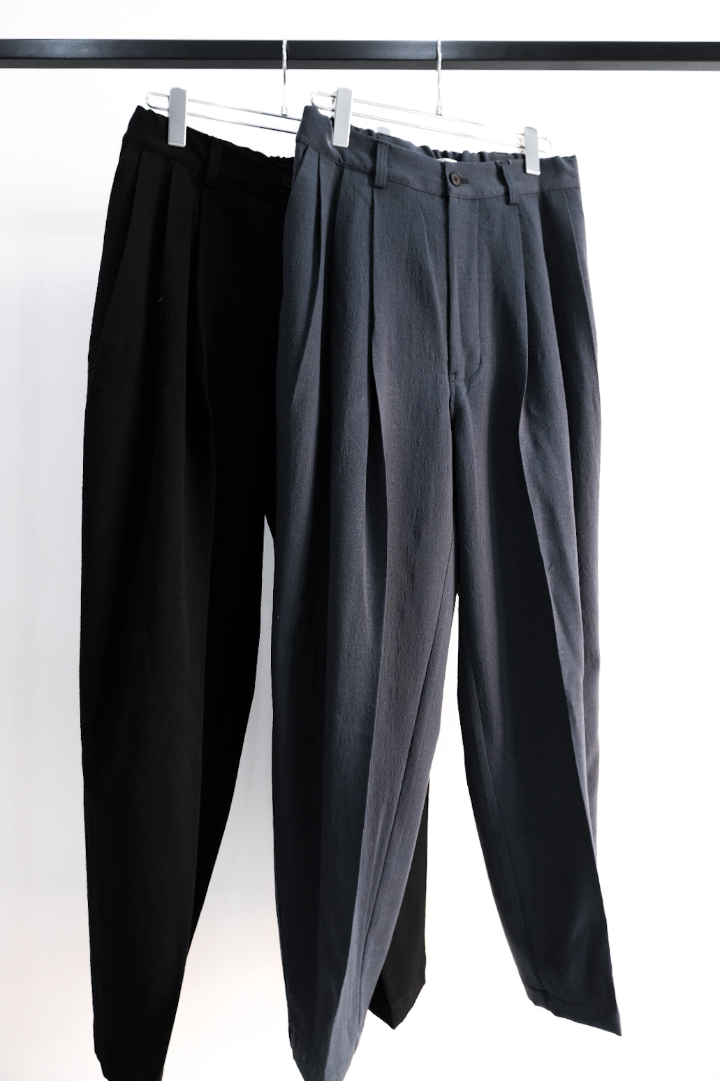 3 PLEAT WOOL PANTS