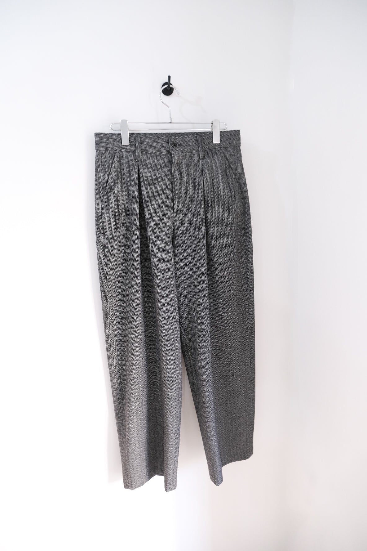 2-Tack Herringbone Wide Slacks