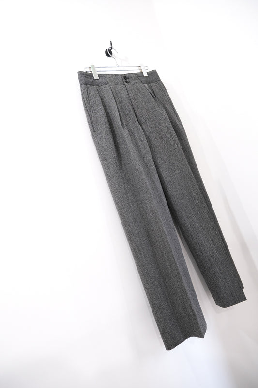 WOOL WASHI HERRINGBONE TUCKED TROUSERS