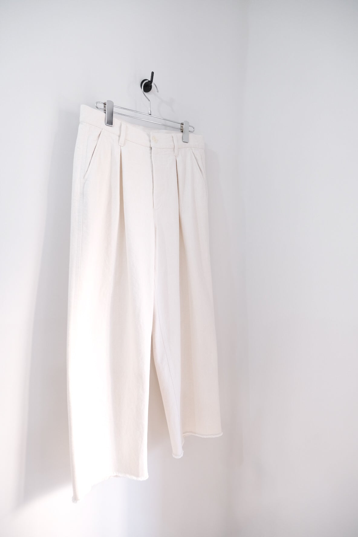 2-Tack Cutoff  Wide Denim Pants