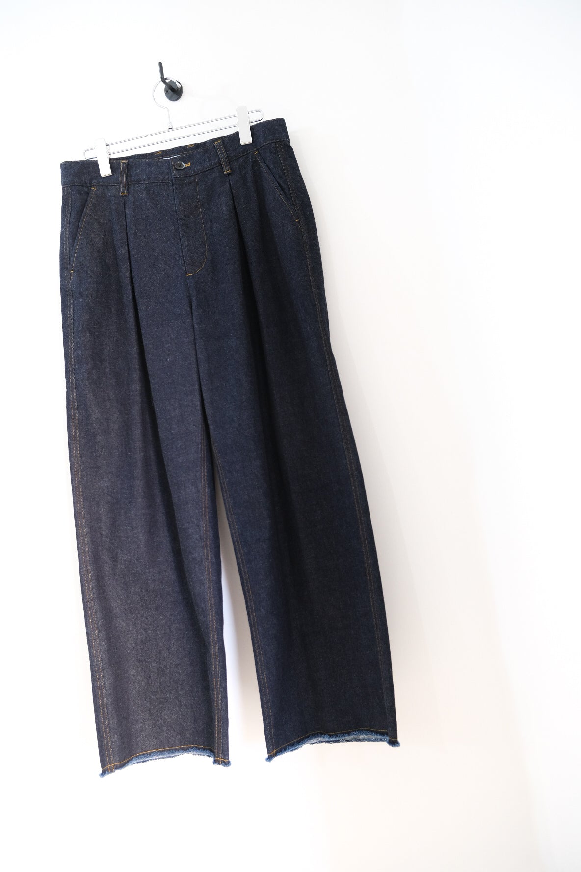 2-Tack Cutoff  Wide Denim Pants